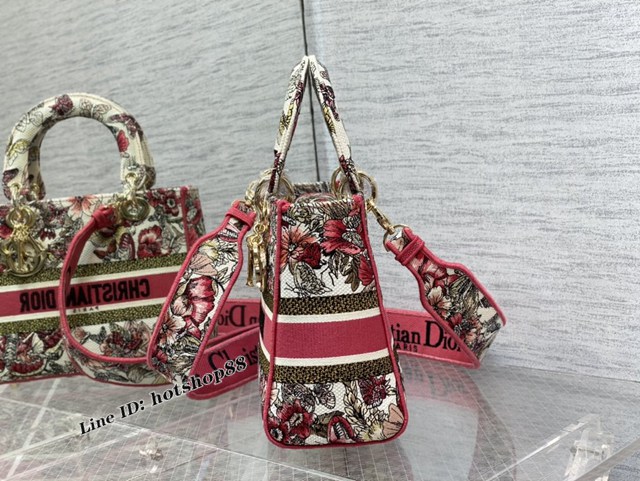 Dior專櫃2022新款顏色Lady包 迪奧Lady新年限定系列蝶戀花刺繡女包 fkd1381